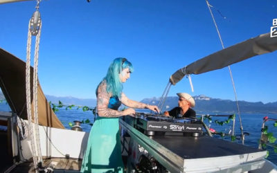 Miss Tyk Live on the Tyk Tok Boat